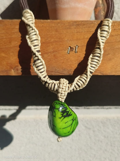 Collar Kwaleon - Gota Verde Esmeralda