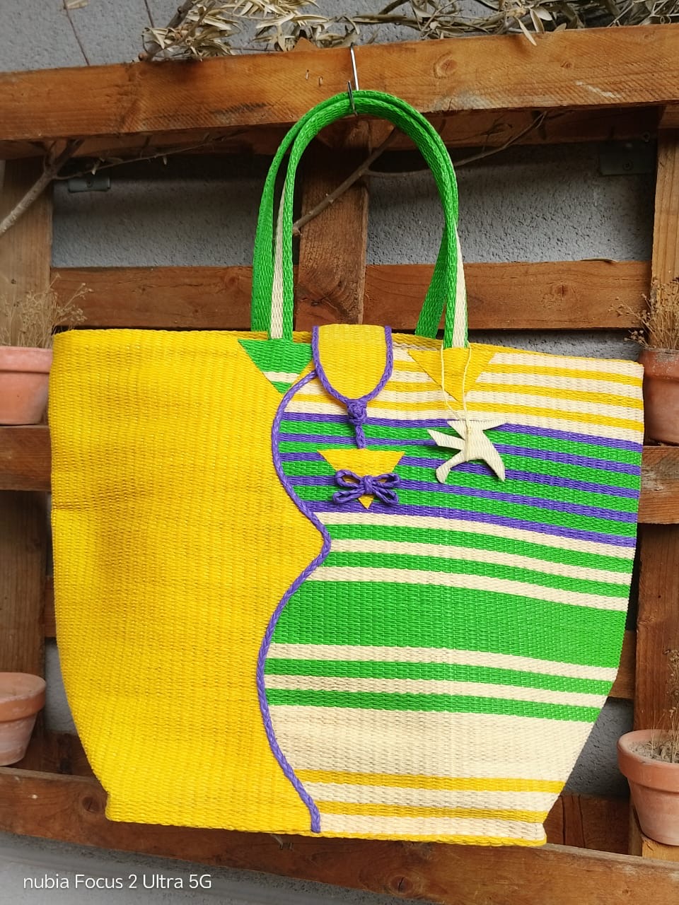 Tote Bag Africana XL – Plástico Reciclado Tejido a Mano (Amarillo/Verde)