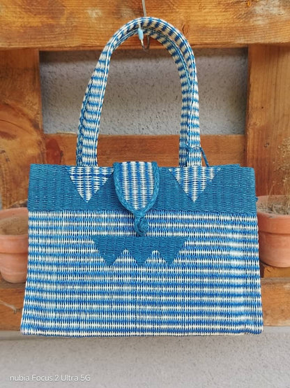 Bolso Mediano plástico reciclado (Azul) Recto - KWALEON