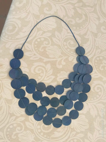 Collar de Papel Kwaleon · Babero Índigo - KWALEON