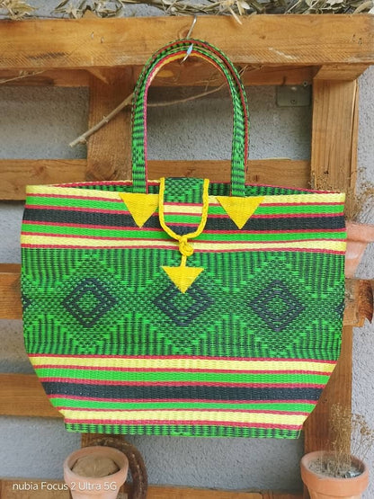 Tote Bag Africana XL – Plástico Reciclado Tejido a Mano (Verde/Kwaleon) - KWALEON